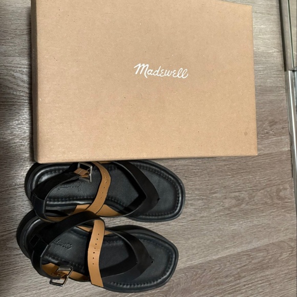 Brand New Madewell The Cooper Thong Platform Sandal - Picture 6 of 7